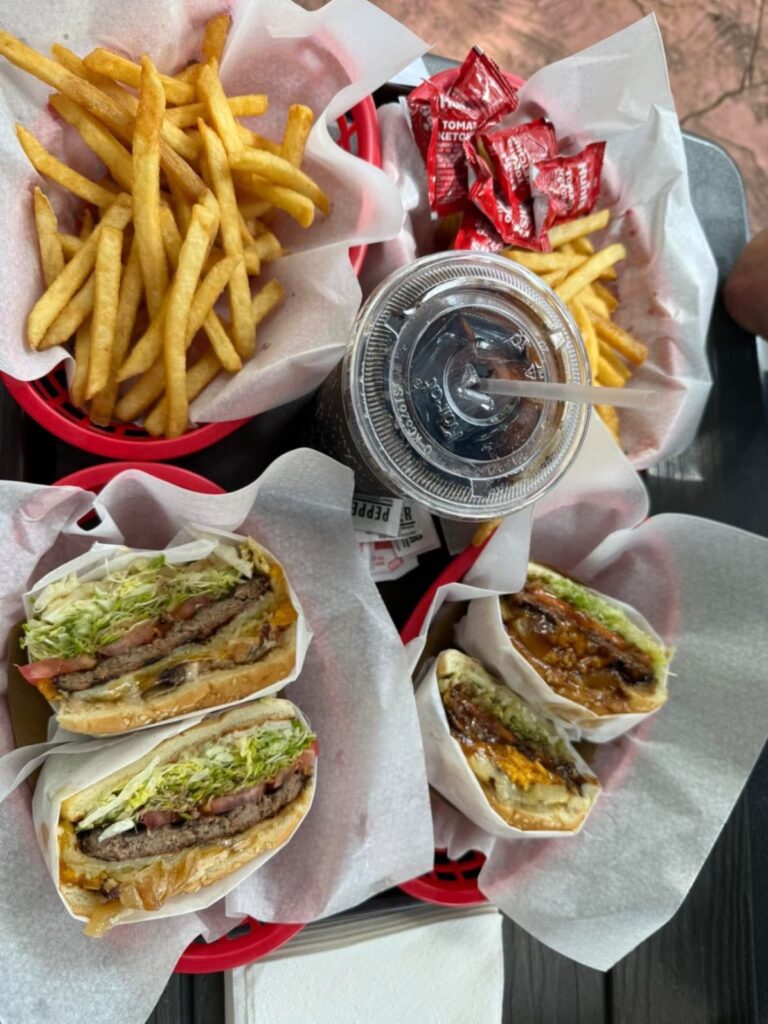 Duane\\\\\\\'s Ono-Char Burger 4
